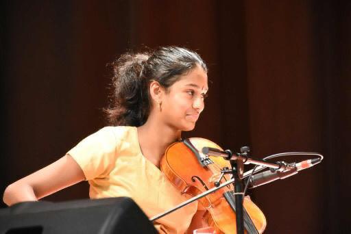 Gordon Beeferman - The Stardust Reunion Band with Everett Bradley, Nicki Richards, Keith Fluitt (Voices); Joel Harrison (Guitar and Voice); Gordon Beeferman (Piano); Chulo Gatewood (Bass); Tony Lewis (Drums); Andy Clausen (Trombones); Dave Smith (Trumpet); Ben Kono, Stacey Dillard, Lisa Parrot (Woodwinds) at Joel Harrison's New Works - Roulette 01-26-23